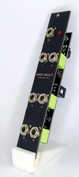 MIDI-MULT: 6-way TRS MIDI thru module (4HP)